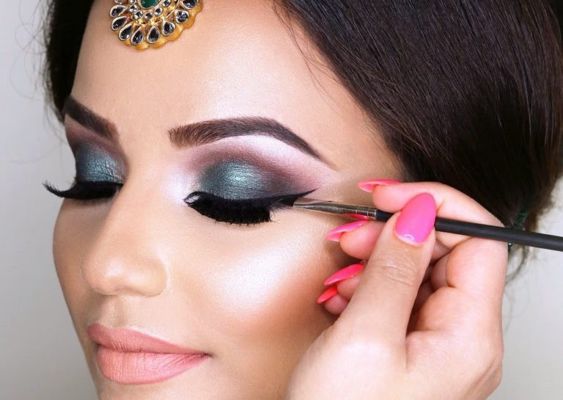 Facial Makeup